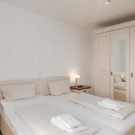 Mitteldeck 423 Appartement *